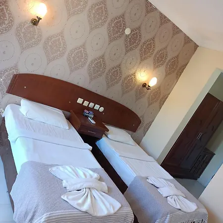 Hotel Grand Cinar *