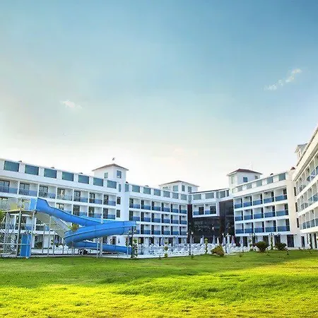 Kekova Deluxe Szálloda Arpabeleni